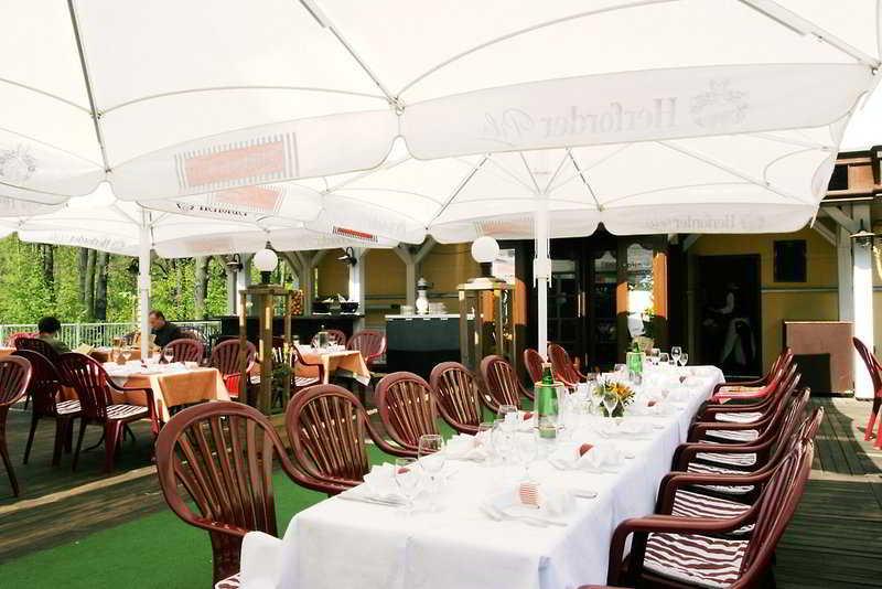 Gruenau Hotel Берлин Екстериор снимка