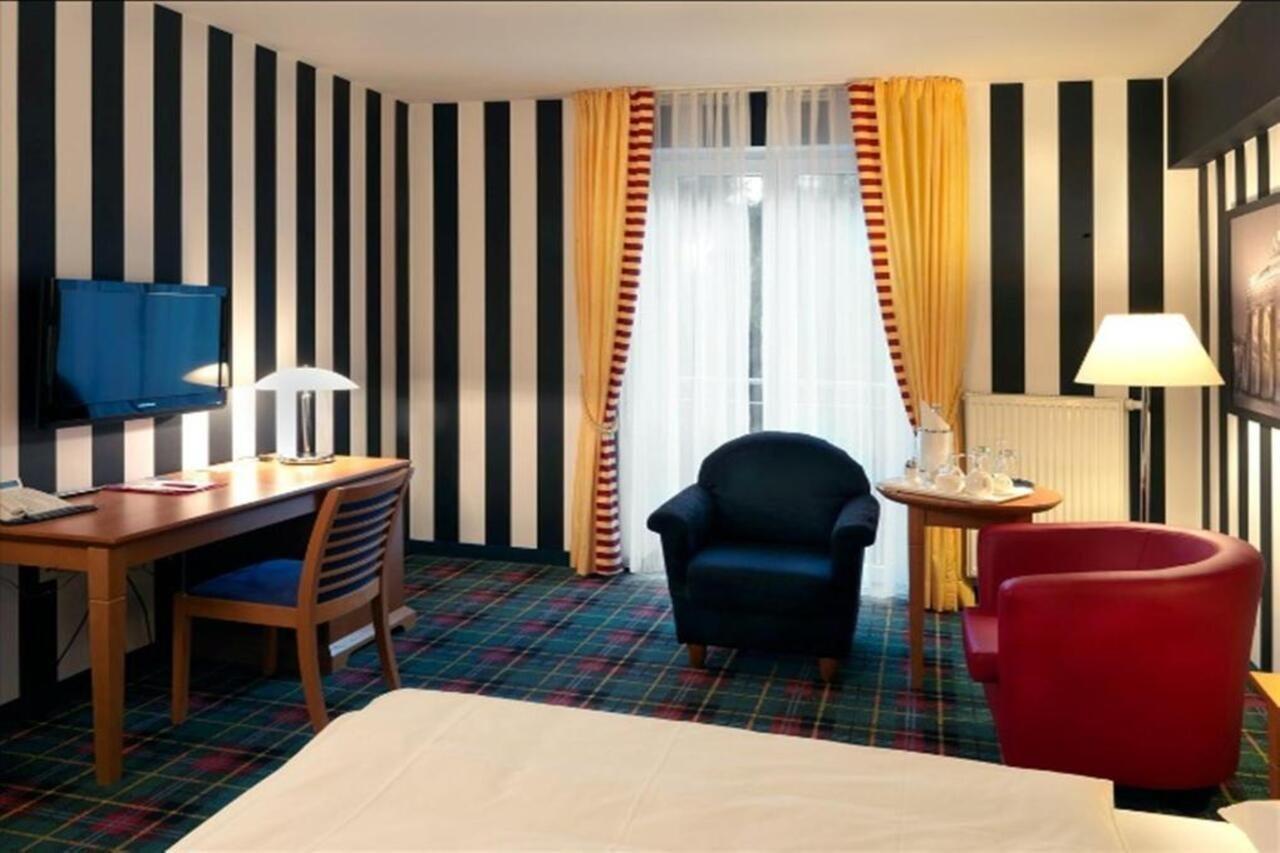 Gruenau Hotel Берлин Екстериор снимка