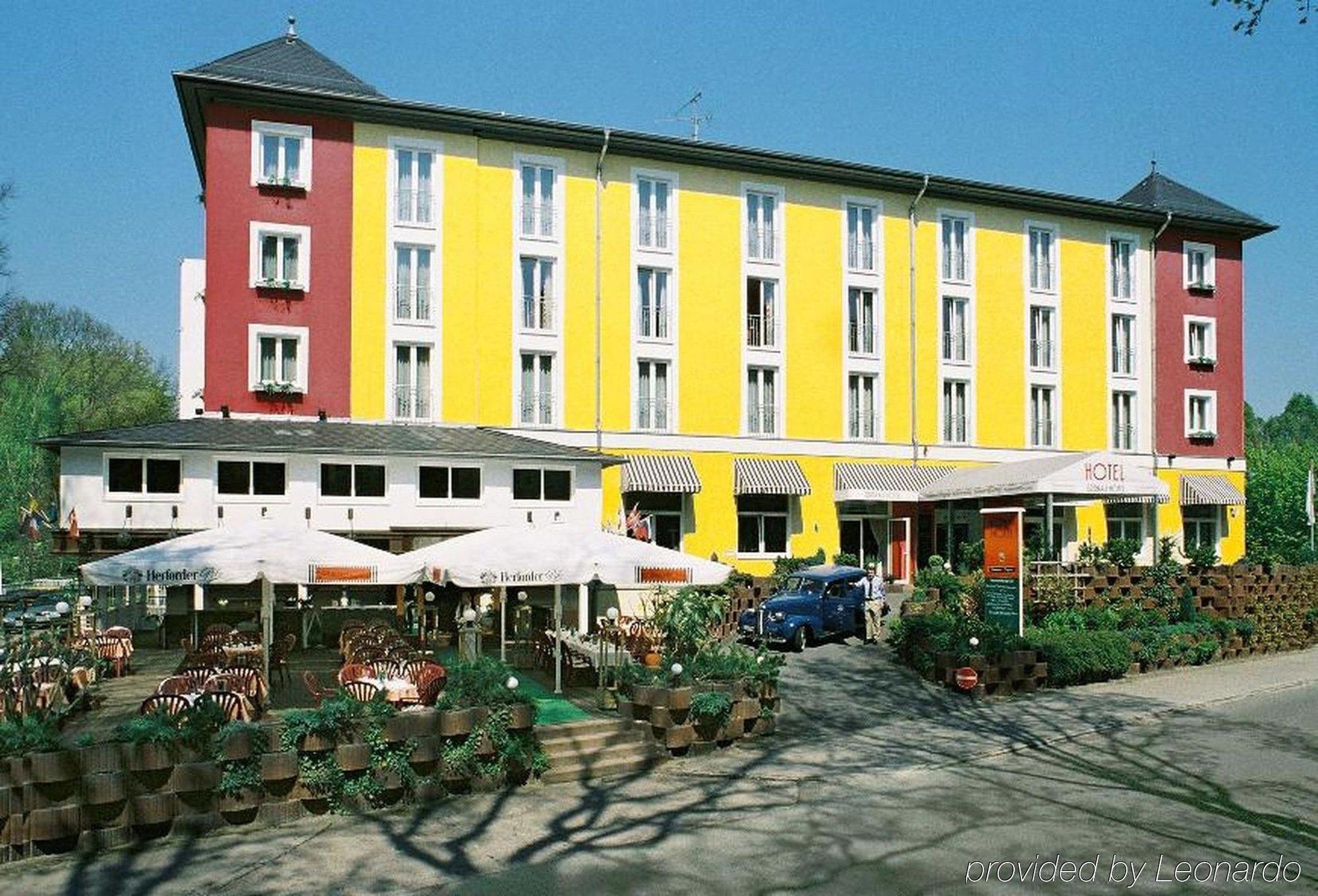 Gruenau Hotel Берлин Екстериор снимка