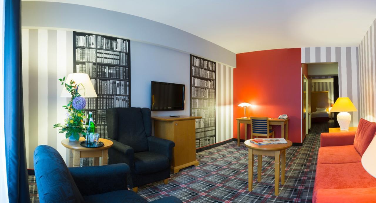 Gruenau Hotel Берлин Екстериор снимка