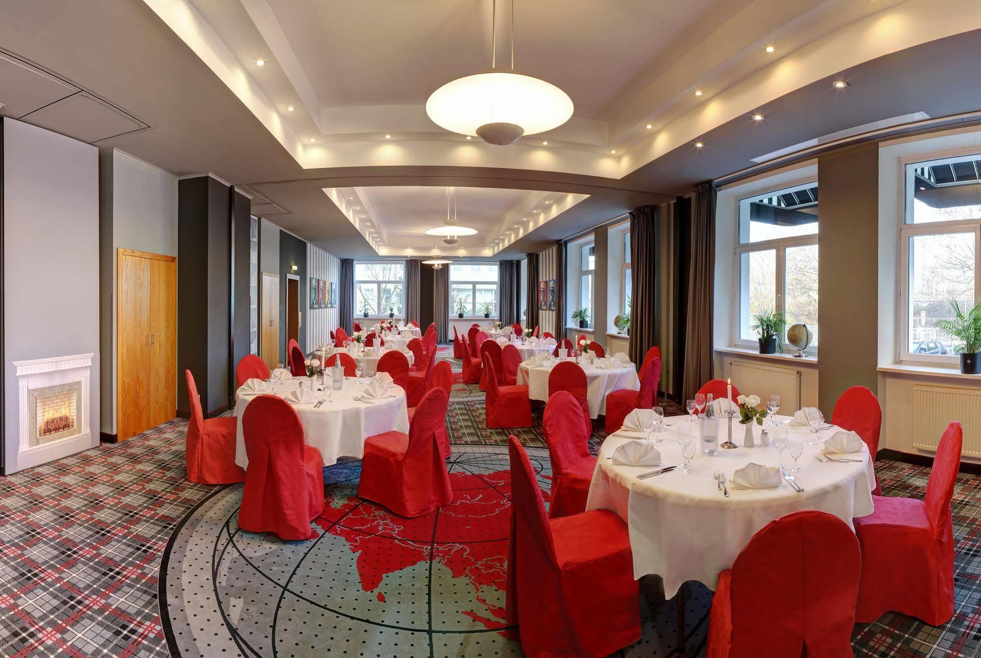 Gruenau Hotel Берлин Екстериор снимка