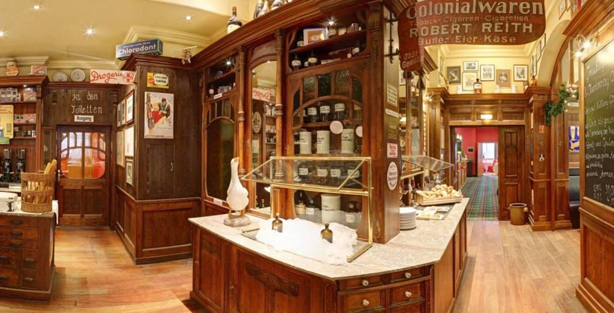 Gruenau Hotel Берлин Екстериор снимка